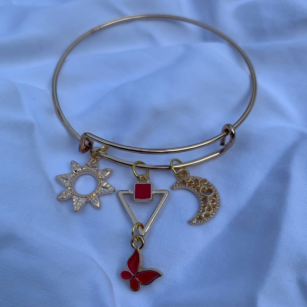 Brand New! Handmade! Adjustable Charm Bracelet - Picture 4 of 4